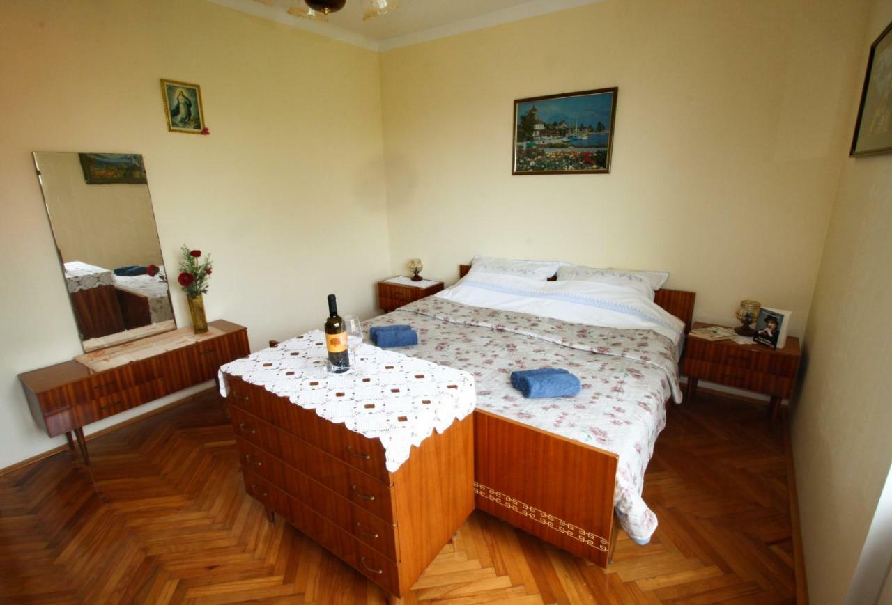 Apartment Persich Пула Екстер'єр фото
