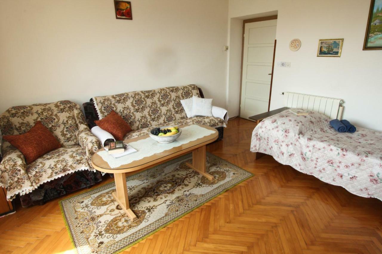 Apartment Persich Пула Екстер'єр фото